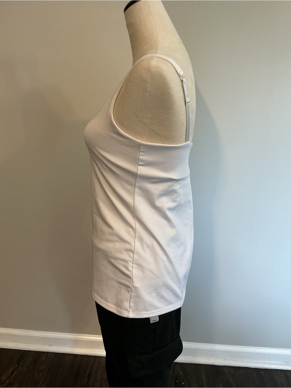 New York & Co Tank Bundle - Picture 10 of 11